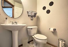 其他 5 Idyllic Redmond Townhome w/ Furnished Deck!