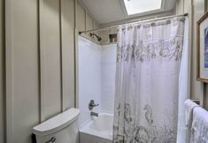 其他 5 Fish, Crab & Clam: Waterfront Gem in Port Ludlow