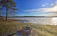 Lain-lain 2 Serene Lakefront Cabin: Private Boat Dock, Balcony