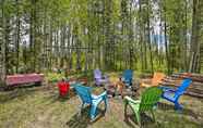 Others 6 Rocky Mtn Retreat w/ Balcony, Fire Pit & Grill!