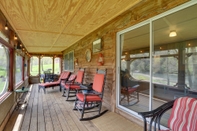 Others Charming Parsons Cabin w/ Grill on the Cheat River