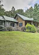 Imej utama Creekside Berkeley Springs Cabin on 35 Acres!