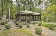 Others 7 Creekside Berkeley Springs Cabin on 35 Acres!