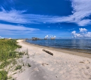 Others 3 Bayfront Dauphin Island Home w/ Beach Access!