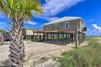 Others Bayfront Dauphin Island Home w/ Beach Access!