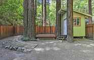 Lainnya 6 Quiet Cottage w/ Redwood Forest Views & Deck!