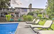 Others 6 Harpers Ferry Apartment w/ Private Pool & Hot Tub!