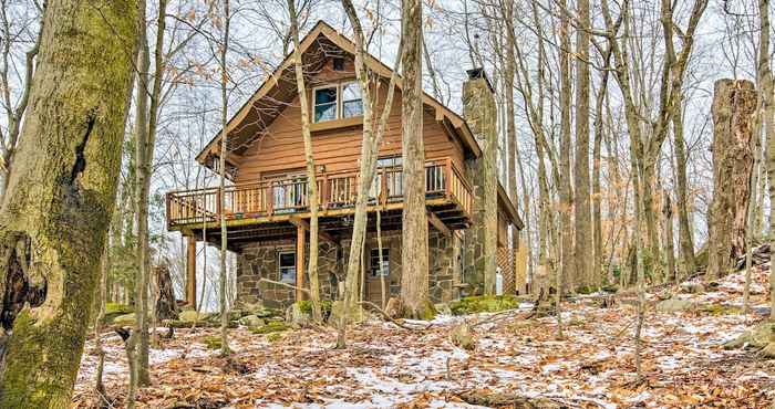 Others Pennsylvania Cabin w/ Community Pool