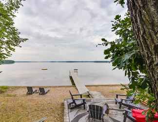 Khác 2 Lakefront Home With Beach, Deck & Fire Pit!