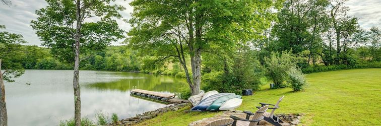 其他 Lakefront Gem: Hot Tub & Game Room in Hancock