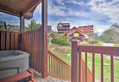 其他 6 Rustic Pigeon Forge Cabin w/ Hot Tub: Near Town!