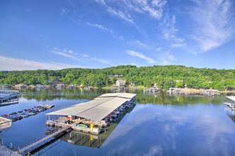 Others 4 Quaint Lakefront Condo w/ Cove + 3 Pools!