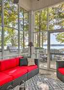 Imej utama Lakefront Paradise w/ Fire Pit - Dogs Welcome!