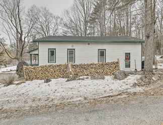 Khác 2 Charming Sutton Cottage: Walk to Lake & Farm!