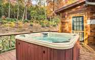 อื่นๆ 4 'peaceful Getaway' Penrose Cabin w/ Hot Tub & Pond