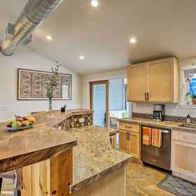 Interior1'coastal Soul' Arcata Area California Home,洪堡州立大学飯店