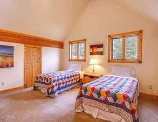 อื่นๆ 2 Idaho Springs Cabin w/ Views - 3 Mi to Echo Mtn!