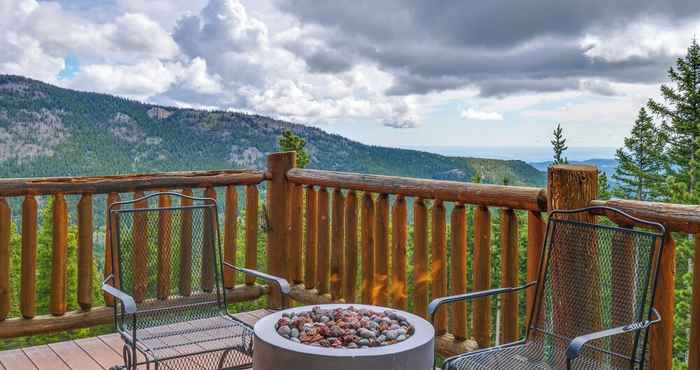 Lain-lain Idaho Springs Cabin w/ Views - 3 Mi to Echo Mtn!