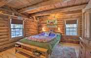 Lain-lain 7 Cabin: Private Hot Tub, Walk to Pats Peak Ski Area