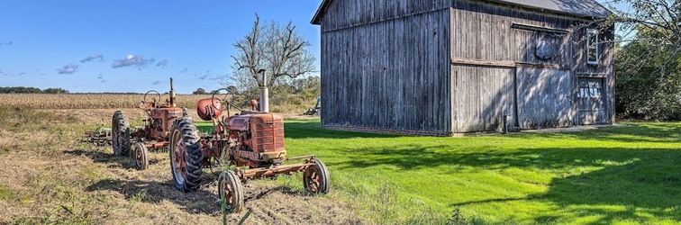 Lain-lain Historic North Fork Farmhouse Near Wineries!