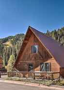 Imej utama Ski-in/ski-out Red River Cabin w/ Mtn Views!