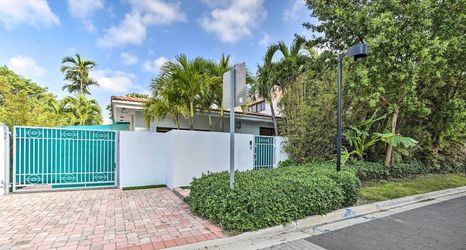 その他 2 Spacious Home w/ Pool, Steps to Beach!