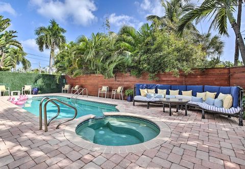 その他 Spacious Home w/ Pool, Steps to Beach!