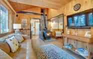 Others 5 Leavenworth Cabin w/ Private Hot Tub!