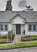 ภาพหลัก Central Eugene House w/ Updated Interior & Yard!