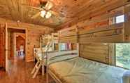 Lainnya 5 Lakefront Coalmont Cabin on 5 Acres w/ Dock!