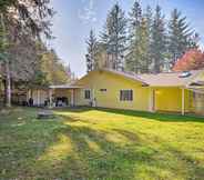 Others 4 Coastal Retreat Near Redwoods & 2 Miles to Beach!