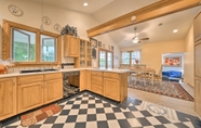 Others 4 Charming Hanoverton Cottage on Guilford Lake!