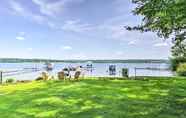 Others 5 Lakefront Mayville Cottage w/ Dock & Grill!