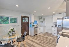 Others 7 Tacoma 'dash Point Beach Cabin' w/ Balcony!