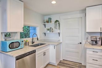 その他 4 Tacoma 'dash Point Beach Cabin' w/ Balcony!