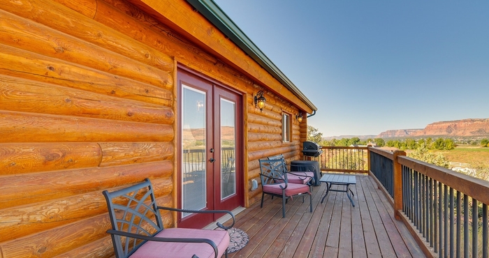 Others 'the Cliffrose Cabin' - Hike, Relax, Explore!