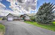 Others 6 Luxe Heber City Cabin + Hot Tub & Guest House