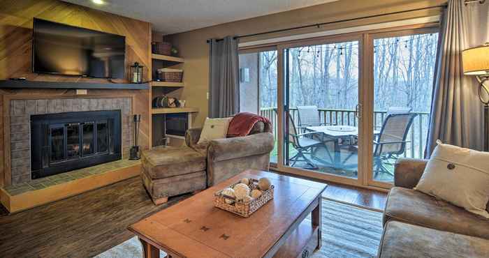 Khác Cozy Bellaire Condo w/ Balcony - 3 Mi to Skiing!