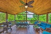 Others Charming Getaway w/ Lake Cumberland Views!