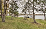 Others 2 Pet-friendly New Auburn Apt w/ On-site Lake!