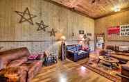 Lainnya 5 'the Bovard Lodge' Rustic Cabin Near Ohio River!