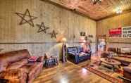 อื่นๆ 5 'the Bovard Lodge' Rustic Cabin Near Ohio River!