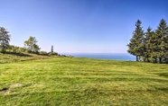 Others 5 7-acre Coastal Michigan Home W/hot Tub & Sauna!