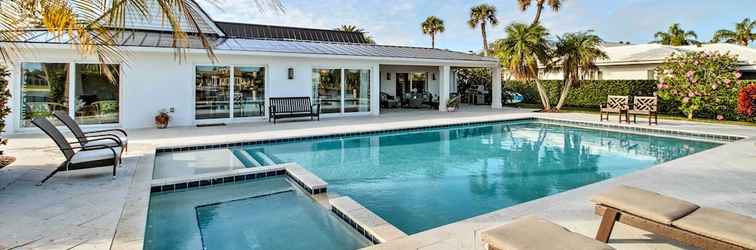 อื่นๆ Lavish Vero Beach Escape With Pool, Patio + Dock!