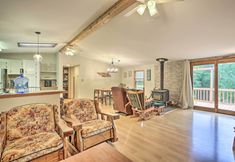 Khác 5 Port Jervis Home ~ 8 Acres w/ Mountain View!