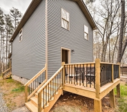 Others 2 Asheville Area Hideaway w/ Hot Tub + Deck!