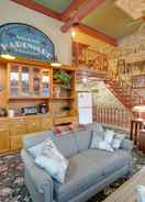 Imej utama Historic Downtown Saugatuck Loft Apartment!