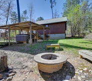 อื่นๆ 4 Broken Bow Cabin w/ Hot Tub & Fire Pit