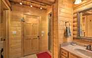 Lainnya 6 Purlear Luxury, Spacious Log Cabin w/ Mtn Views!