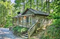 Lainnya Cozy The Woodshop Cabin w/ Deck & Forest Views!